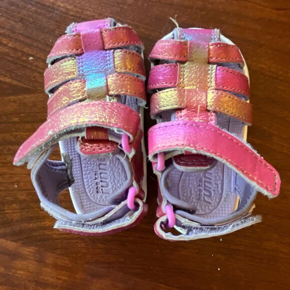 See Kai Run Pink & Gold Metallic Fisherman Sandals Runners Sz 4 - Picture 7 of 7